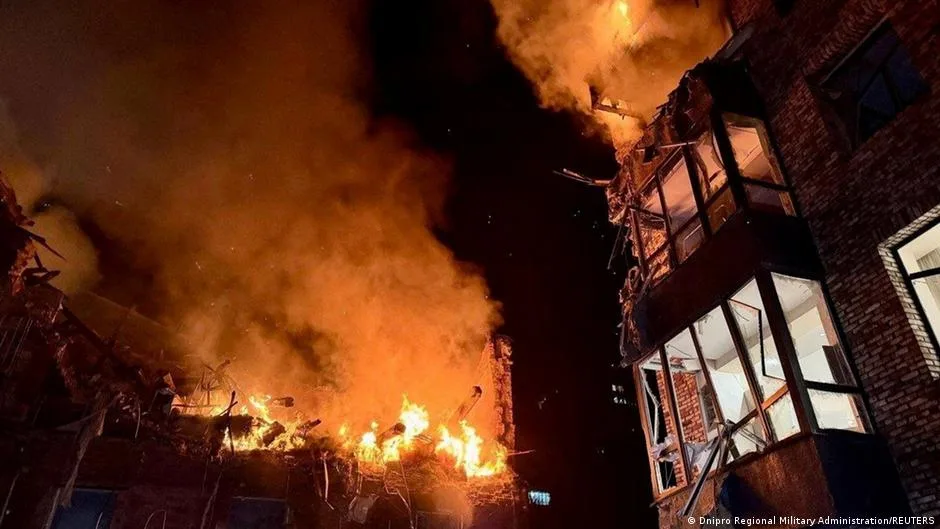 Al menos 12 personas muertas en ataques rusos en Ucrania -El Radar News