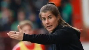 Marie-Louise Eta hizo historia en Bundesliga y debutó con derrota en Unión Berlín -El Radar News
